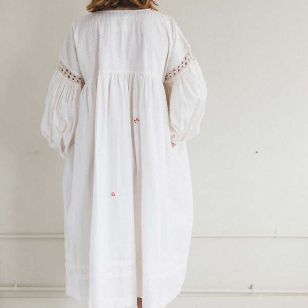 Story MFG. Mon Dress in Ecru Top Stitch - Picture 8 of 10